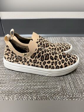 Reebok Knit Slip-On Sneakers - leopard print women’s 8
